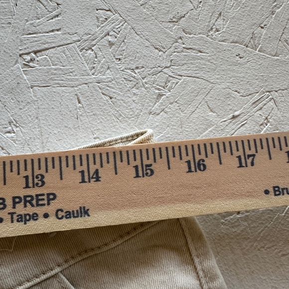 d. jeans khaki colored jean shorts size 12 - Picture 9 of 10